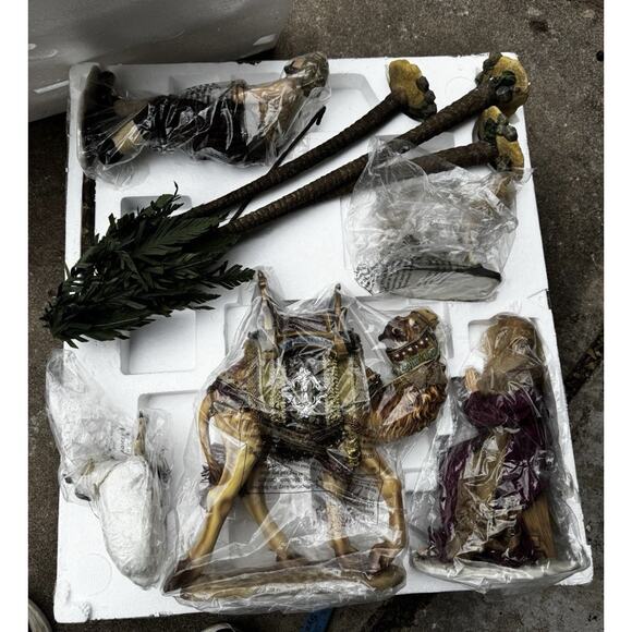 Members Mark Nativity Set 2005 Complete with Box! - Picture 12 of 16